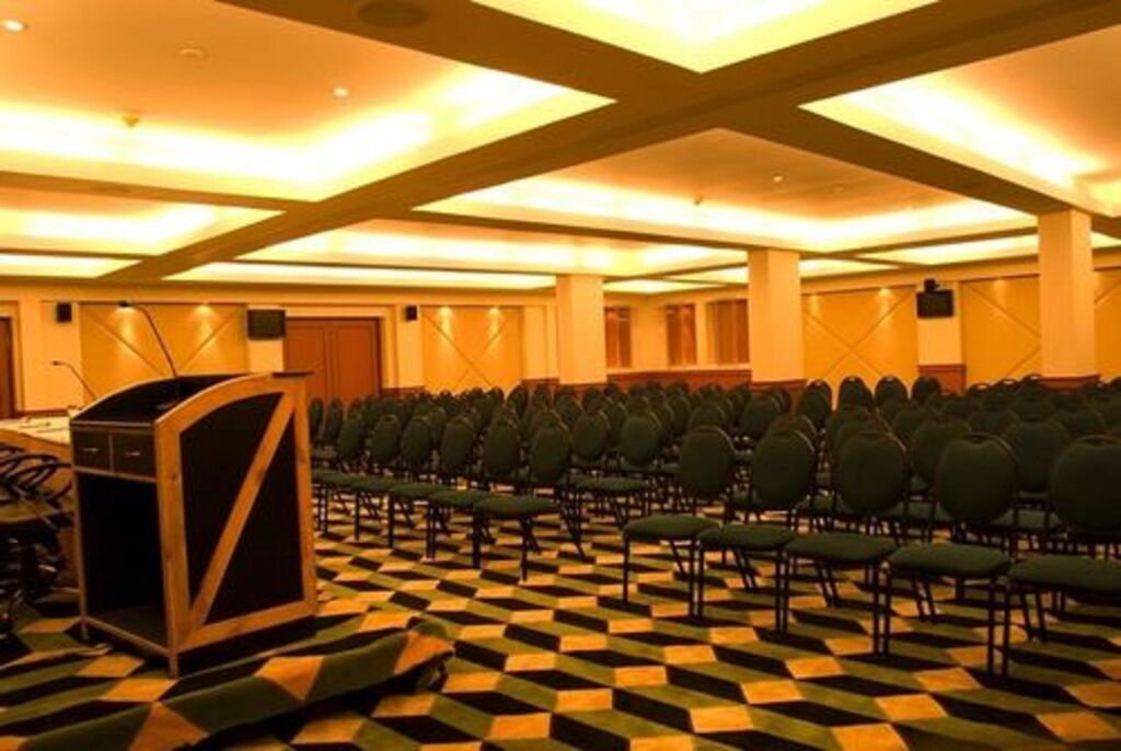 Карур: The Residency Karur