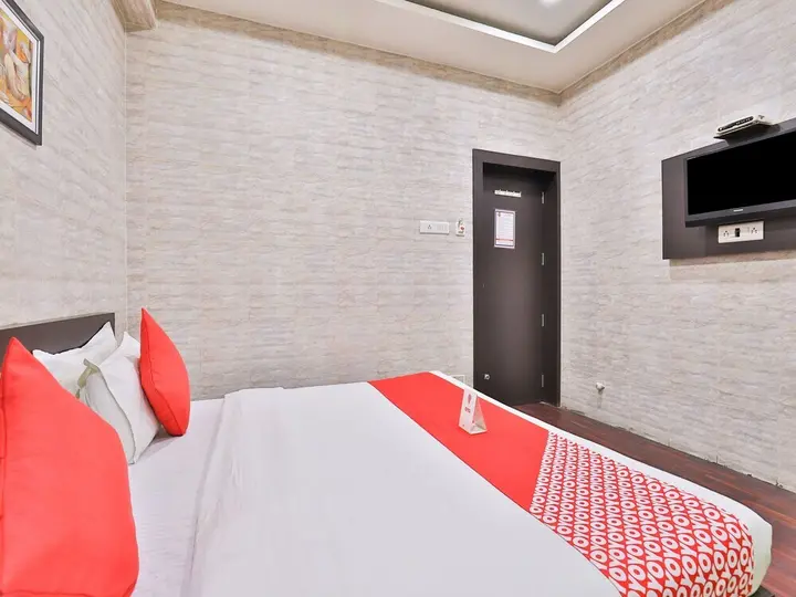 Раджкот: OYO 1345 Hotel S K