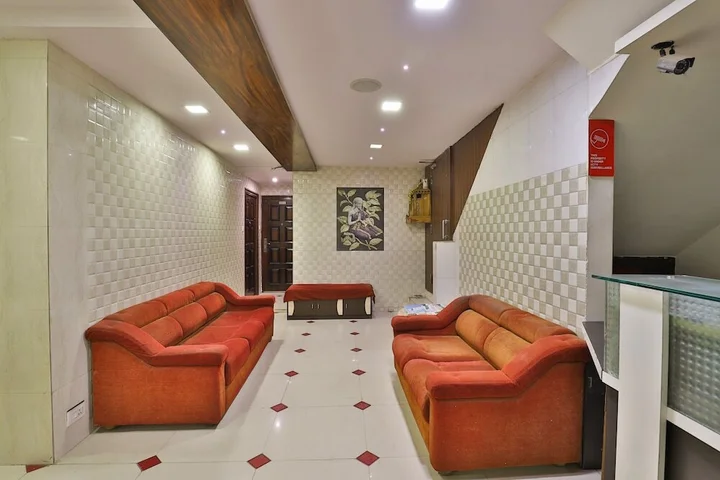 Раджкот: OYO 1345 Hotel S K