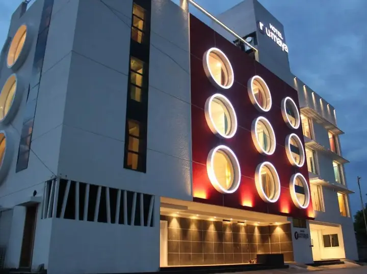Удджайн: OYO 963 Hotel Rumaya