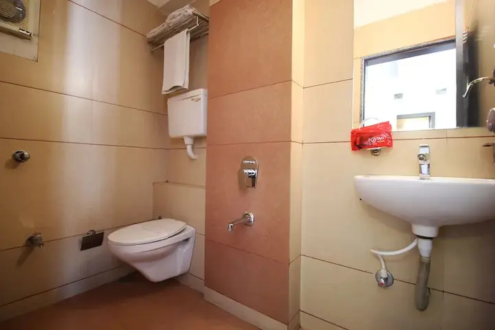 Раджкот: OYO 1315 Hotel Jyoti