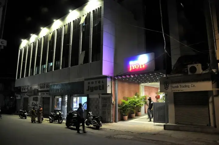 Раджкот: OYO 1315 Hotel Jyoti