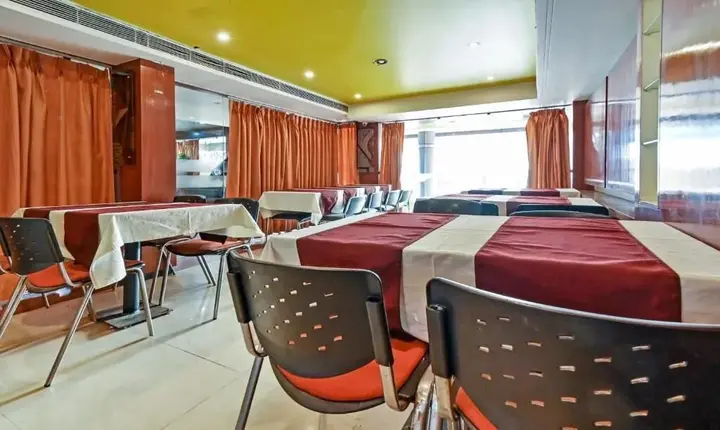 Бхопал: Pleasure Inn