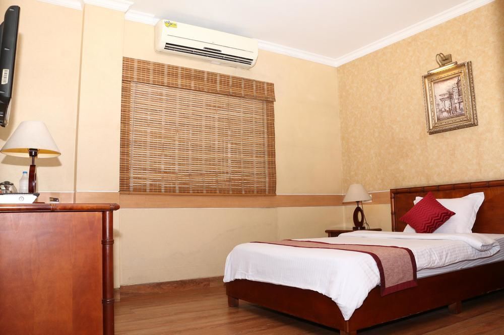 Лудхиана: Hotel Indian Summer