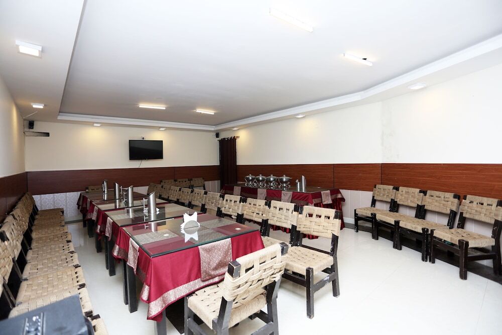 Массури: OYO Premium Near Mussoorie Public School