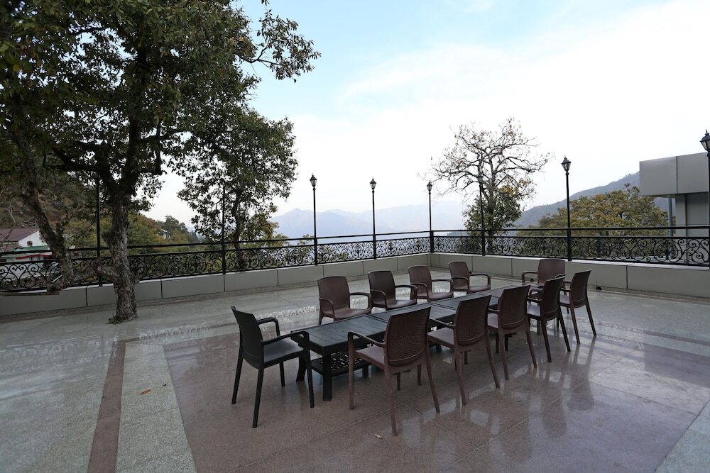 Массури: OYO Premium Near Mussoorie Public School