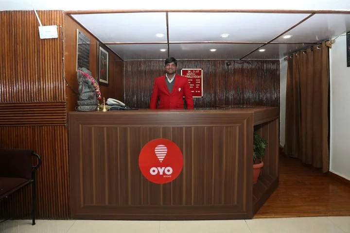 Массури: OYO Premium Near Mussoorie Public School