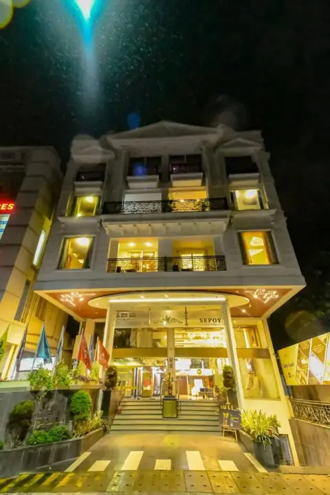 Майсур: OYO 1711 Hotel Sepoy Grande