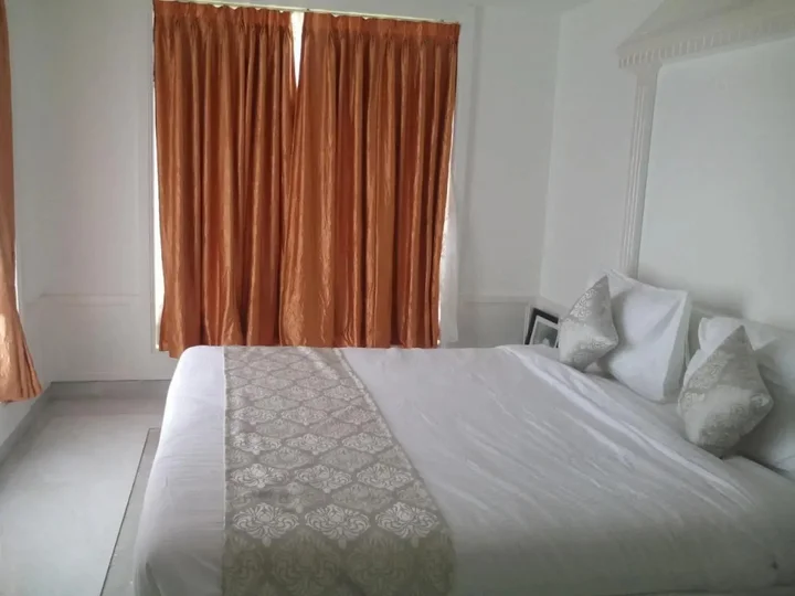 Майсур: OYO 1711 Hotel Sepoy Grande