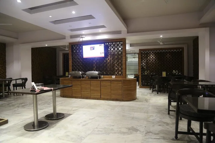 Ранчи: OYO 1545 Hotel Shivani International