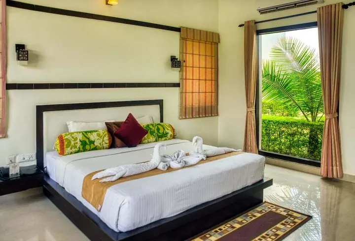 Наинитал: OYO Premium Corbett Jhirna