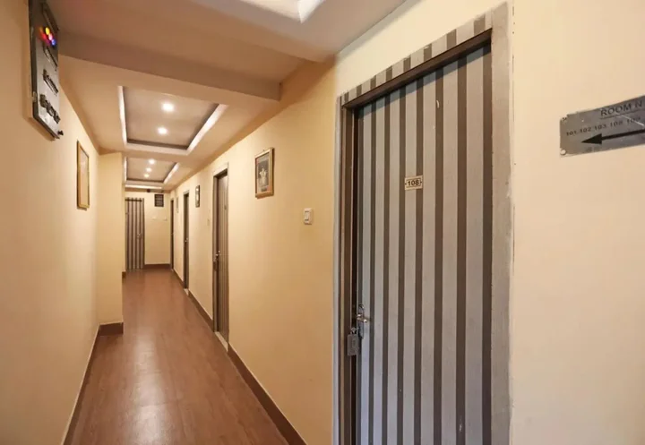 Ранчи: OYO Premium Station Road Ranchi
