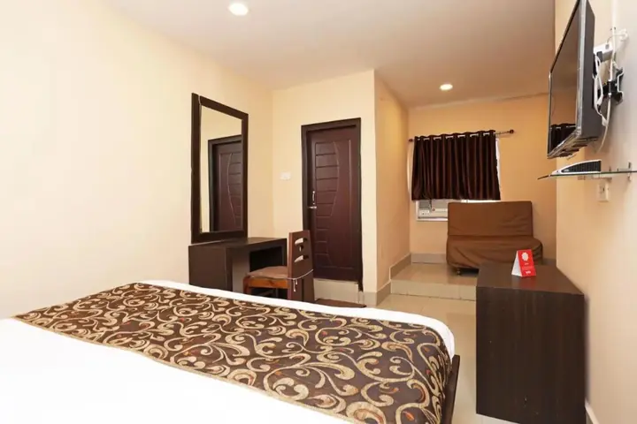 Ранчи: OYO Premium Station Road Ranchi