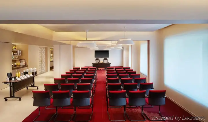 Ченнаи: Crowne Plaza Chennai Adyar Park