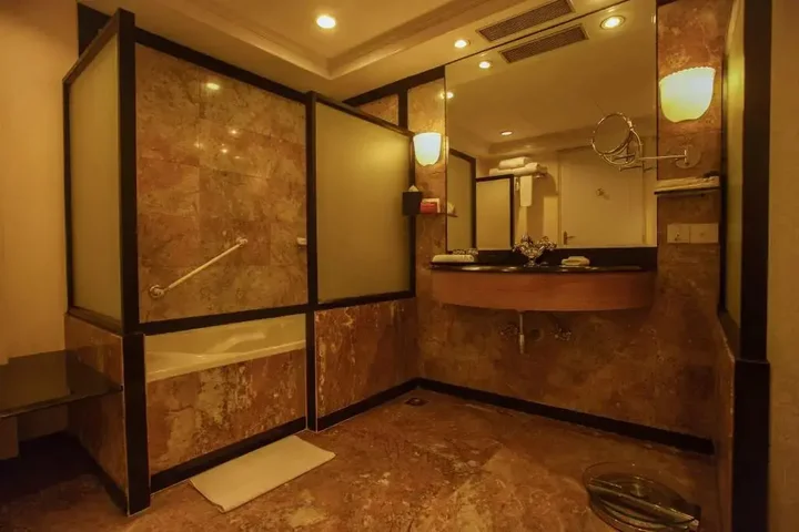 Ченнаи: Crowne Plaza Chennai Adyar Park