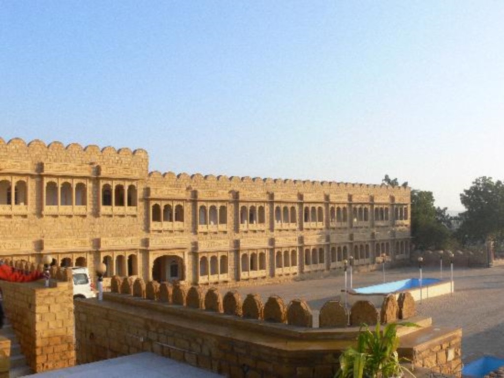 Джайсалмер: Himmatgarh Palace