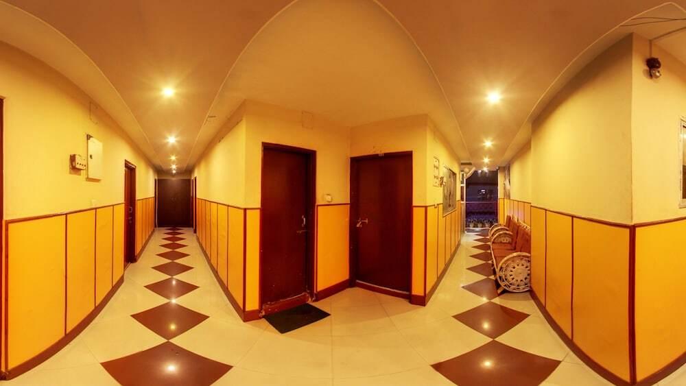 Гувахати: Om Shree Residency