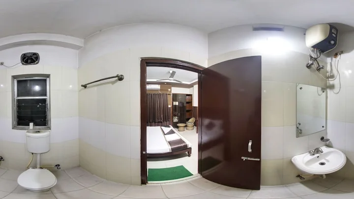 Гувахати: Om Shree Residency