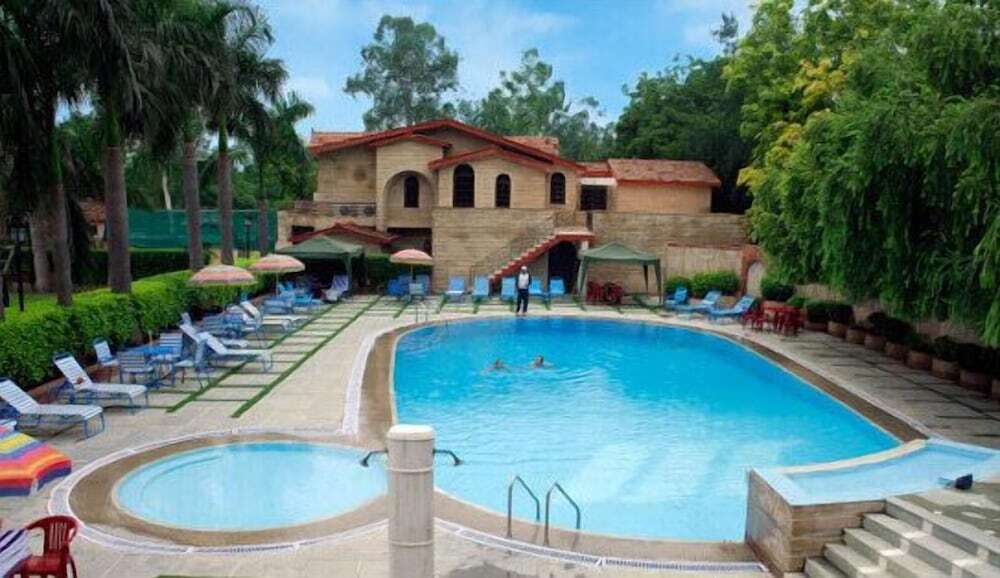 Нью-Дели: Ashok Country Resort