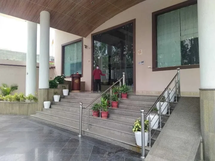 Наинитал: Devashish Hotel