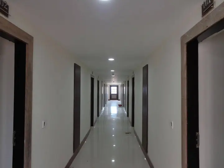 Шахджаханпур: Treehouse Sunrise Resort Neemrana