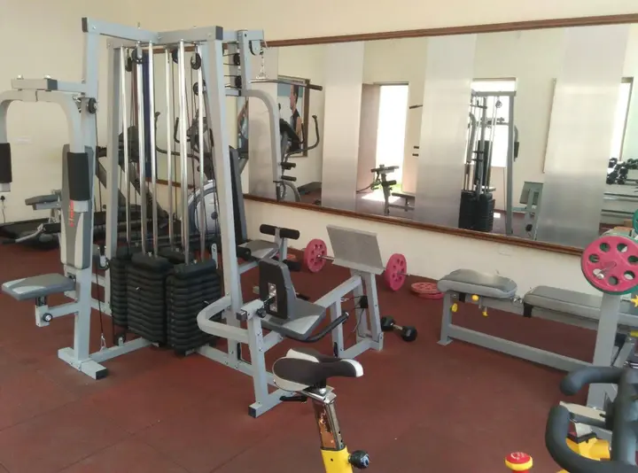 Шахджаханпур: Treehouse Sunrise Resort Neemrana