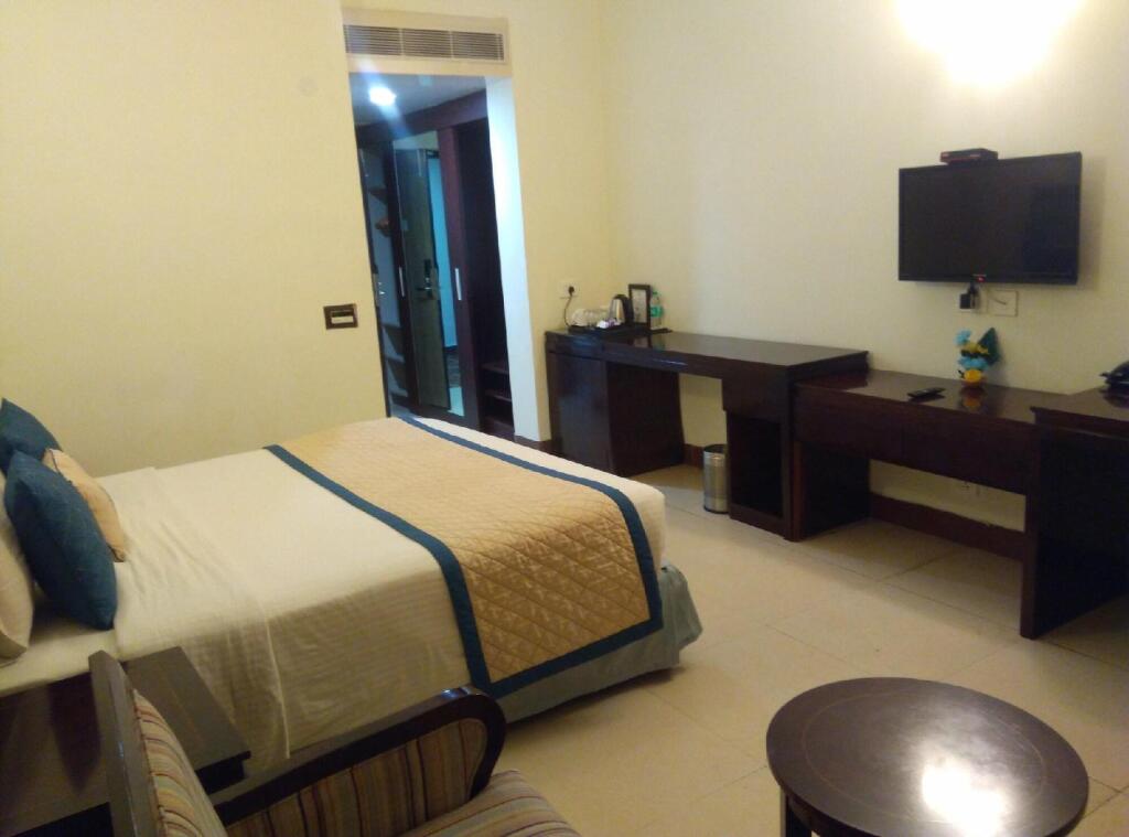 Шахджаханпур: Treehouse Sunrise Resort Neemrana