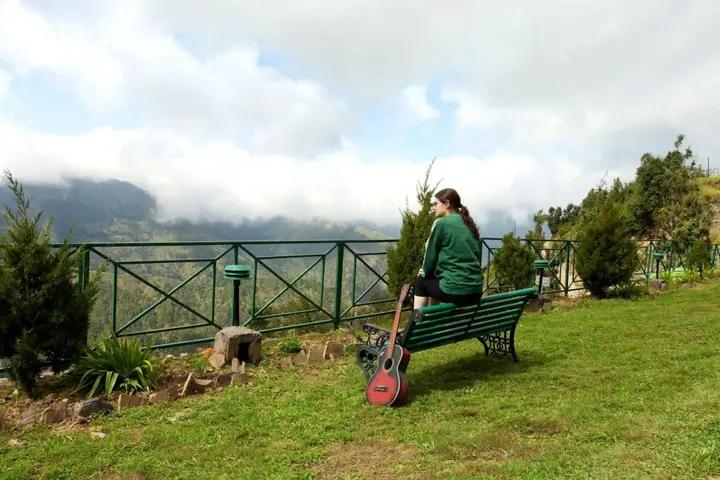 Техри: Whispering Pines Himalayan Retreat