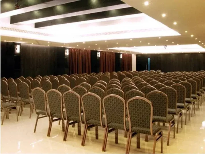 Пуна: Clarks Inn Suites Pune