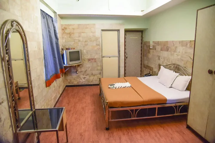 Мумбаи: Evergreen Hotel