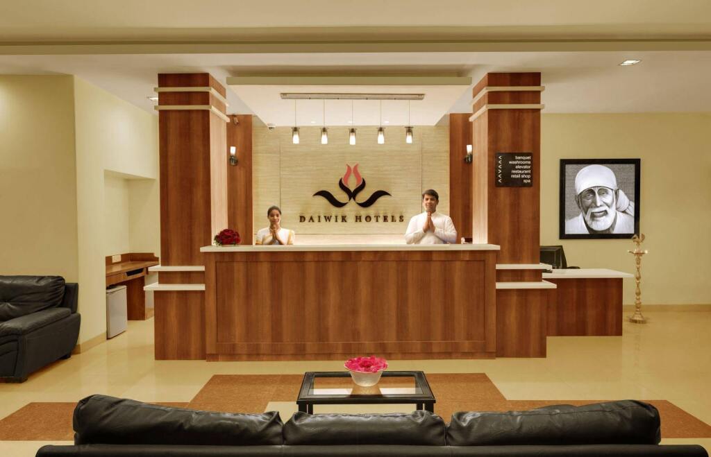 Ширди: Daiwik Hotels