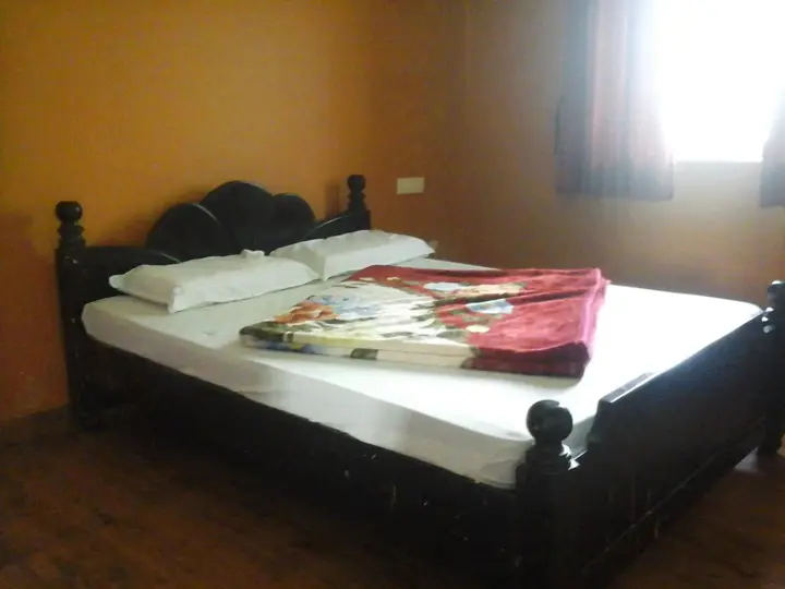 Ути: Hotel Heaven Holiday