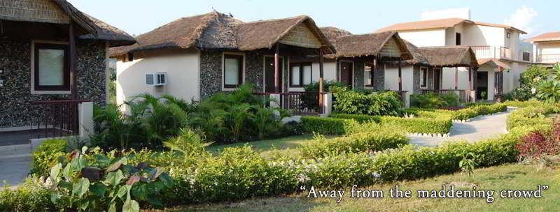 Наинитал: Clarks Inn Corbett Resort & SPA Corbett