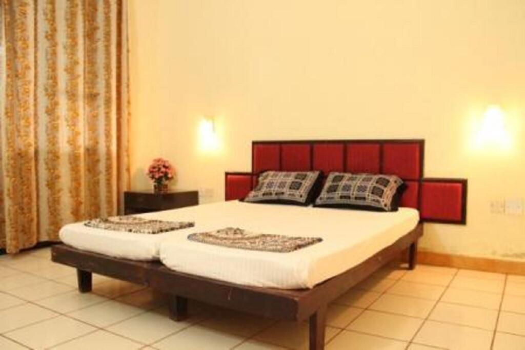 Арамбол: Famafa Beach Resort