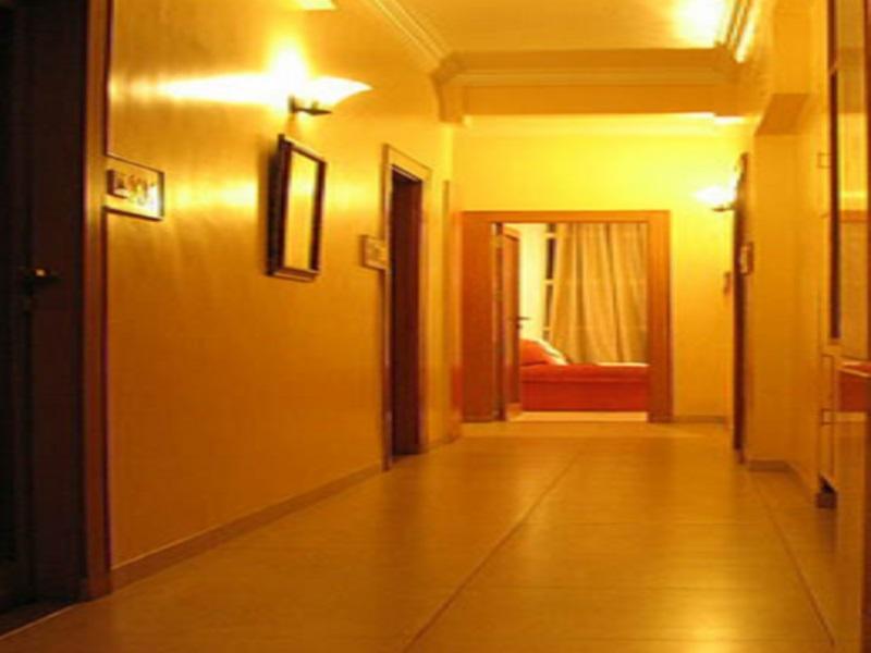 Пуна: Hotel Parichay