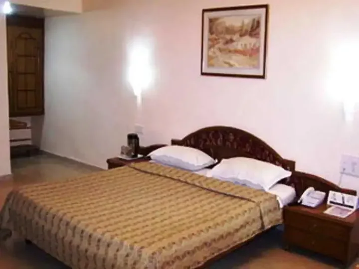Ахмедабад: Chicago Hotel