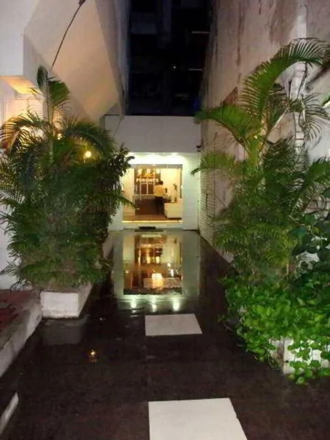 Сурат: Purohit S Hotel Raj