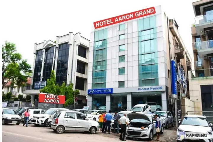 Нью-Дели: Parkland Kailash Colony