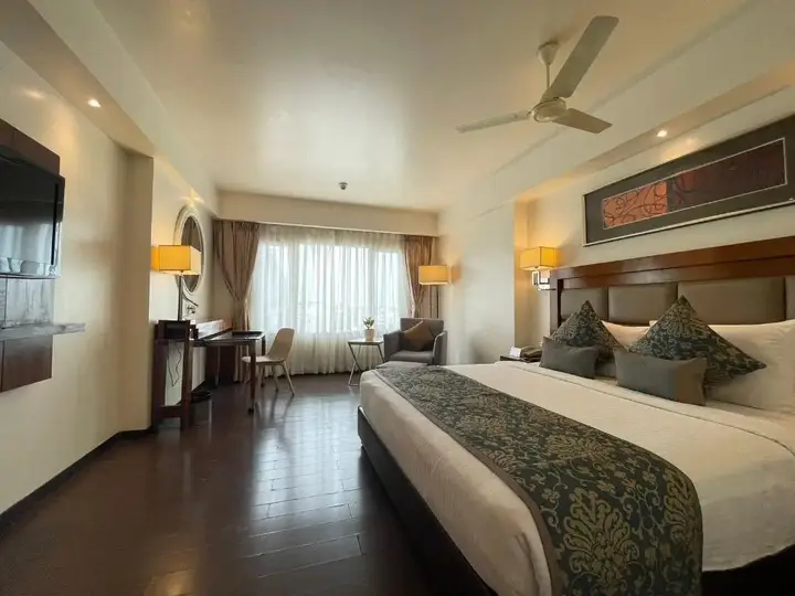 Hotel Paradigm Sarovar Portico Kakinada — фото 4