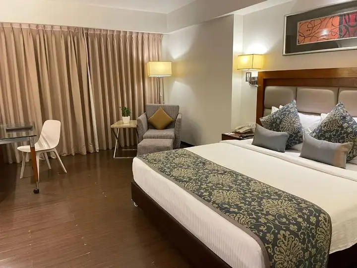 Какинада: Hotel Paradigm Sarovar Portico Kakinada