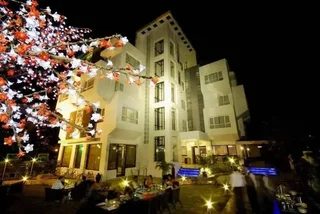 Нашик: The Ren Hotels