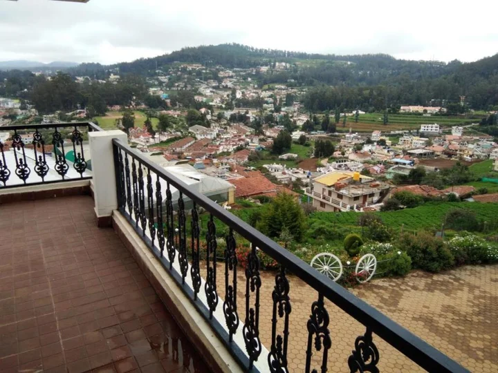 Ути: Berry Hills Resort