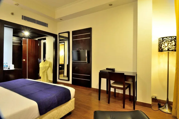 Джвалапур: Lakshya's Hotel