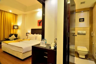 Джвалапур: Lakshya's Hotel