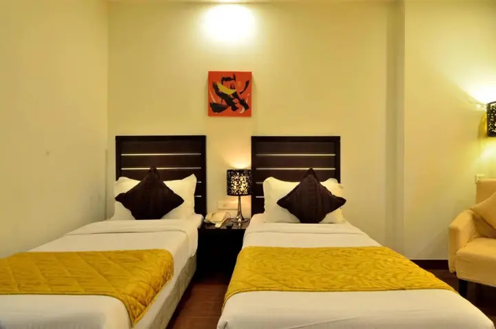 Джвалапур: Lakshya's Hotel