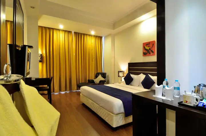 Джвалапур: Lakshya's Hotel
