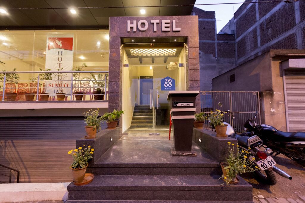 Джайпур: Hotel Sunday Inn