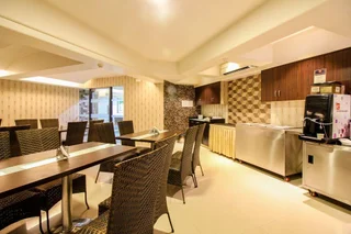 Мумбаи: Fabhotel Savoy Suites Mumbai Airport