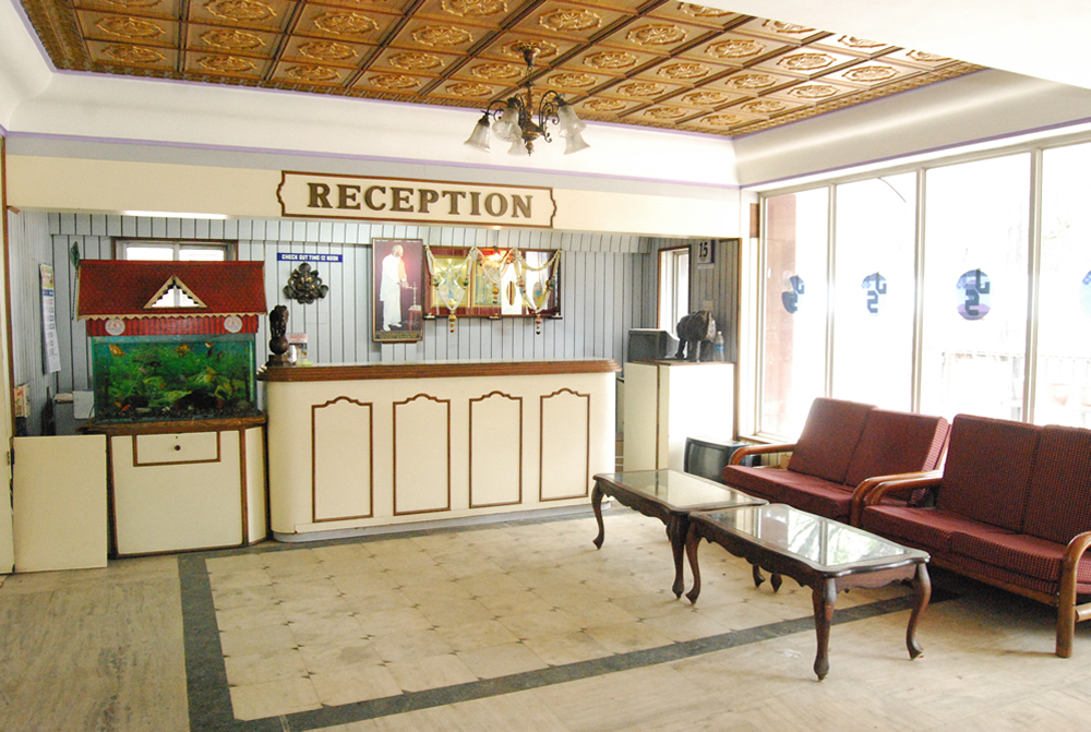 Ути: Hotel Jaysanthi