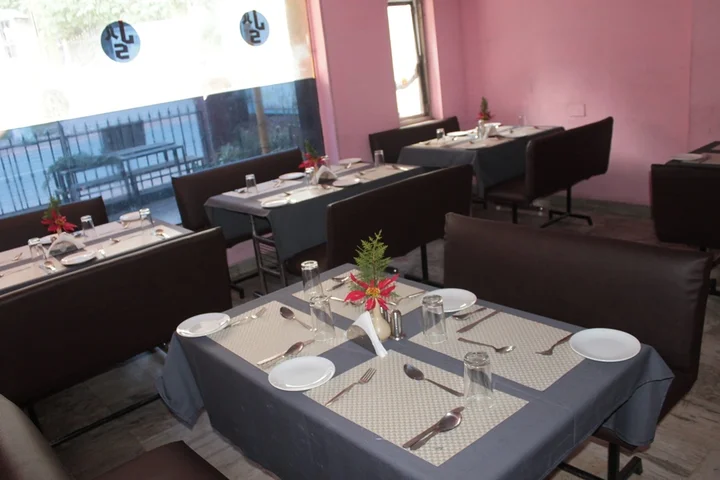 Ути: Hotel Jaysanthi